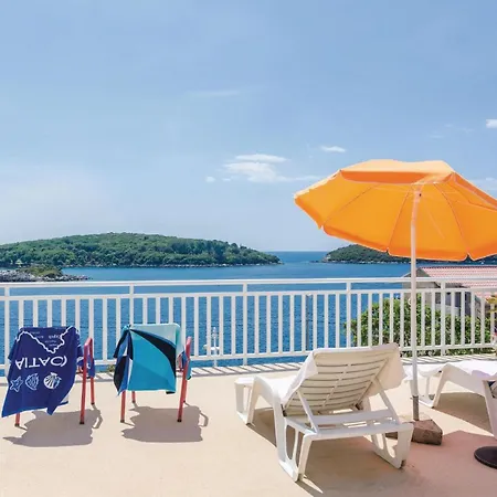 One-bedroom In Apartment *