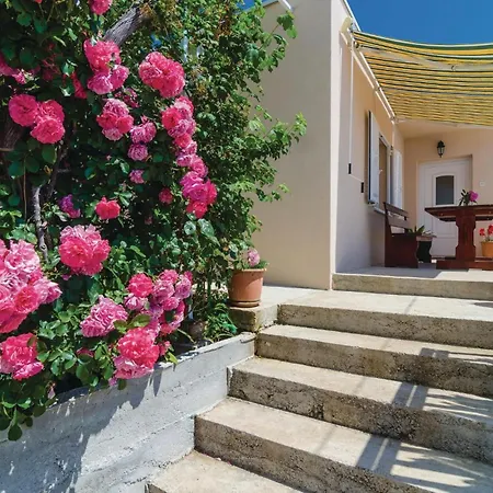 One-bedroom In Apartman Gruda